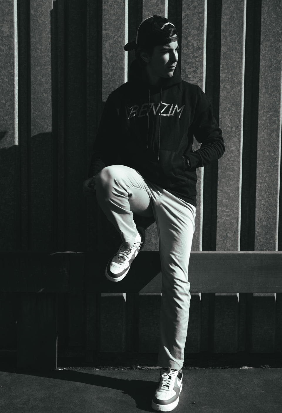 24/7 Hoodie black/white